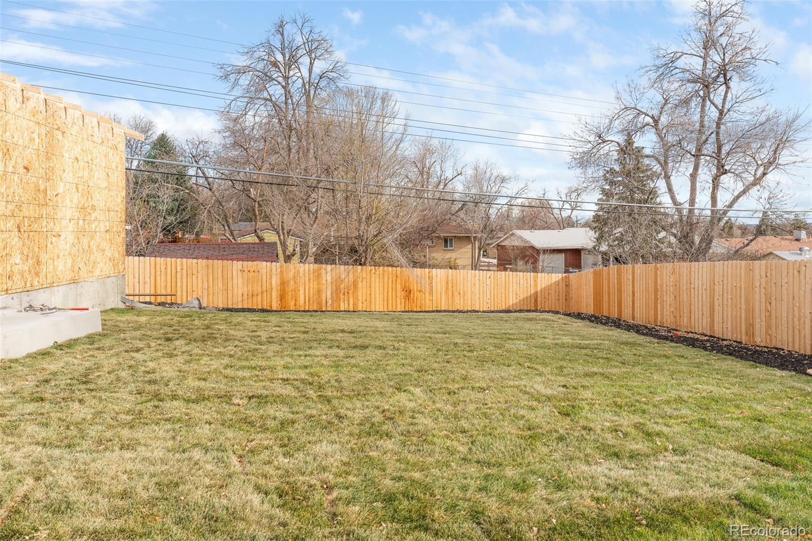 2864 S Raleigh Street