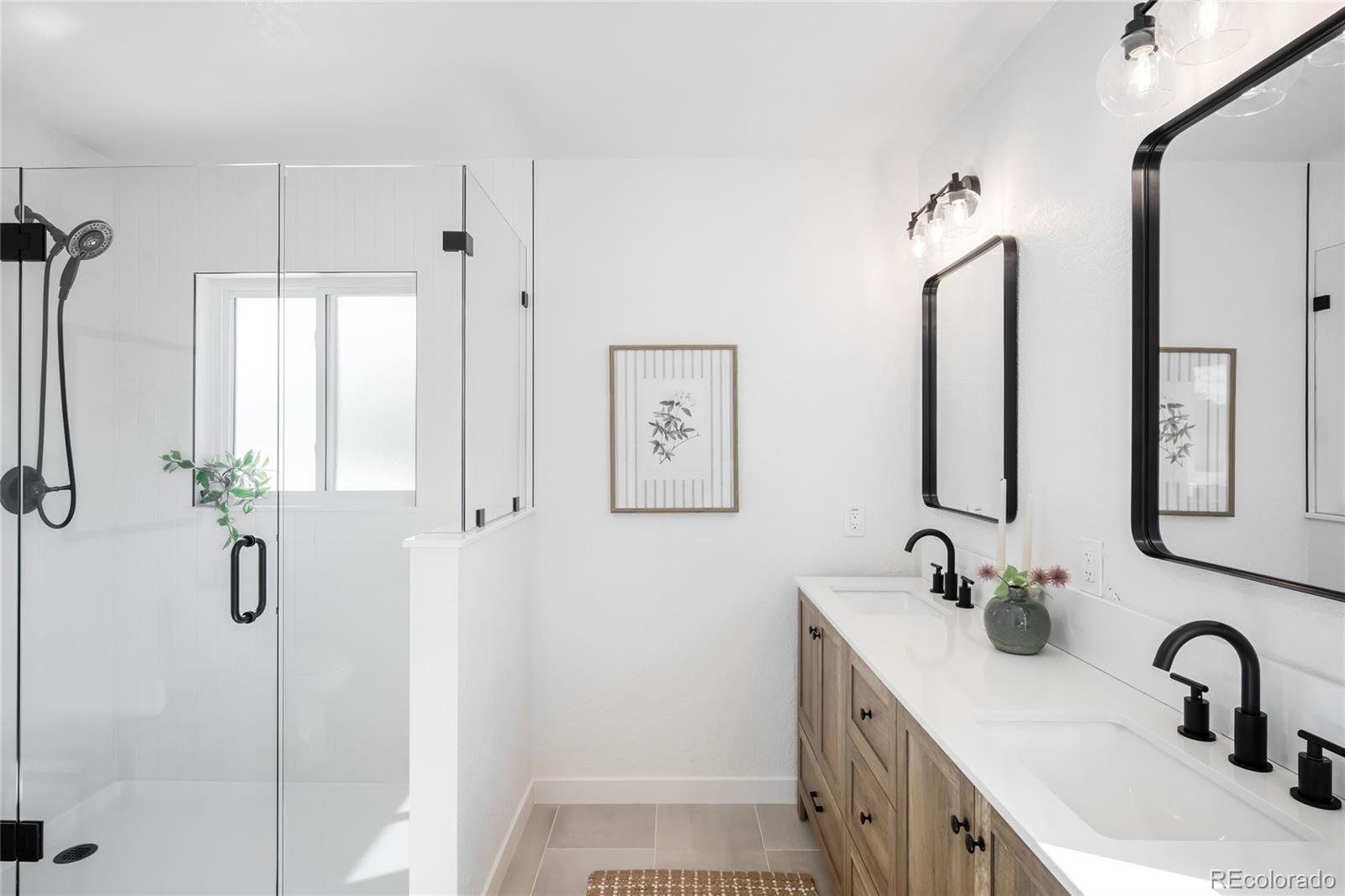 2864 S Raleigh Street