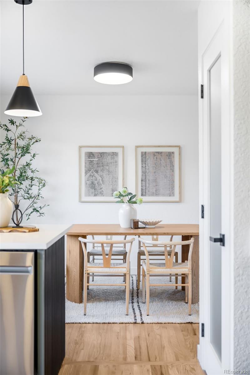 2864 S Raleigh Street