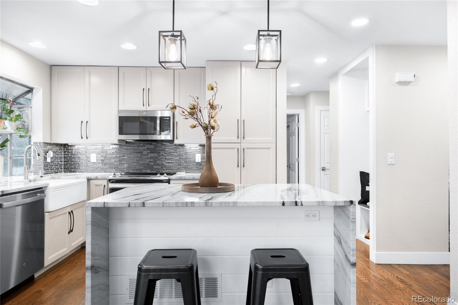 5337 W Iliff Drive Unit: 105