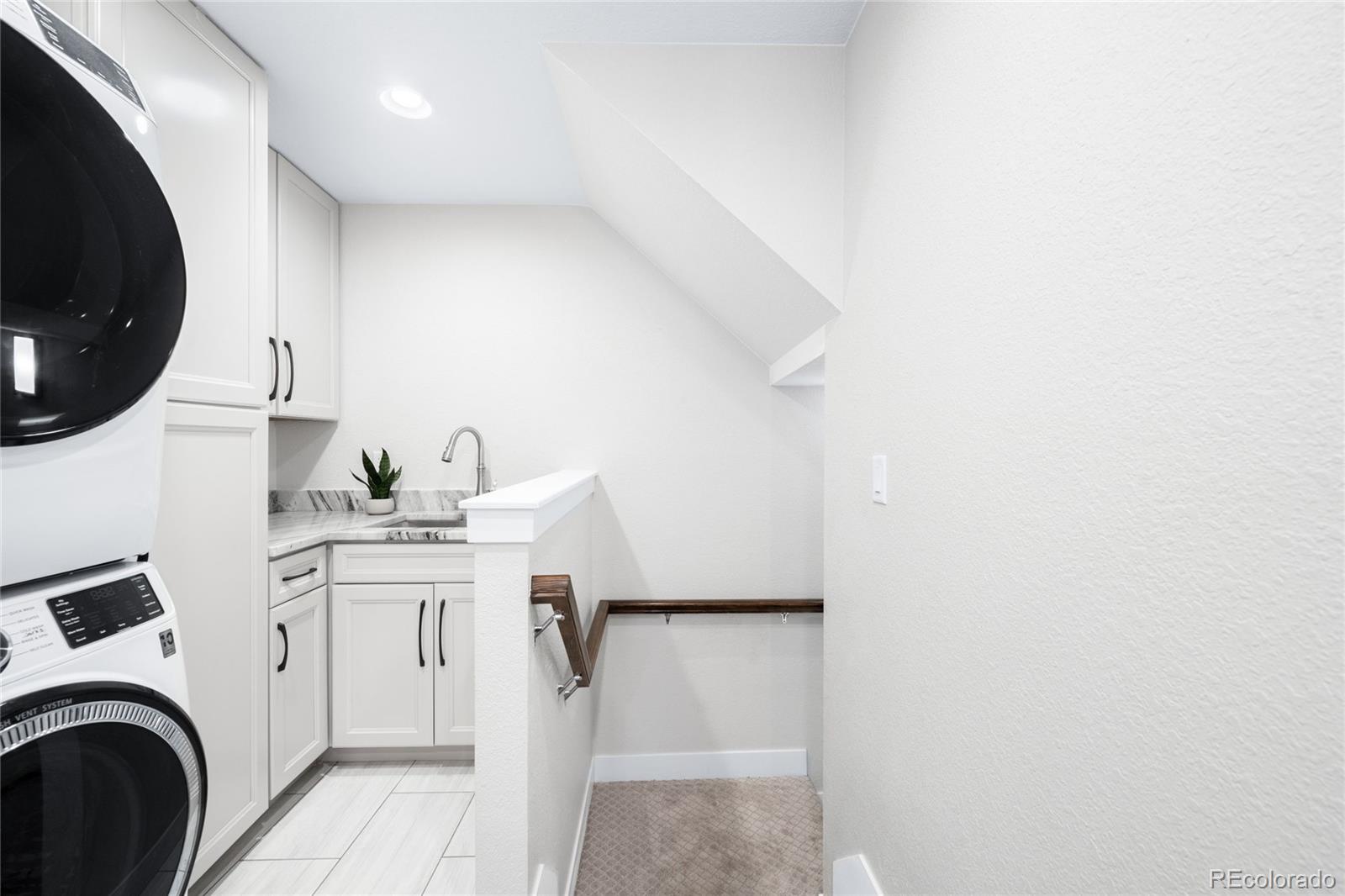 5337 W Iliff Drive Unit: 105