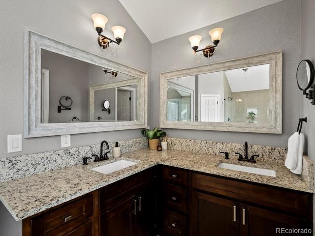 8425 Green Island Circle