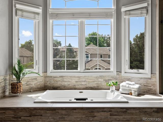 8425 Green Island Circle
