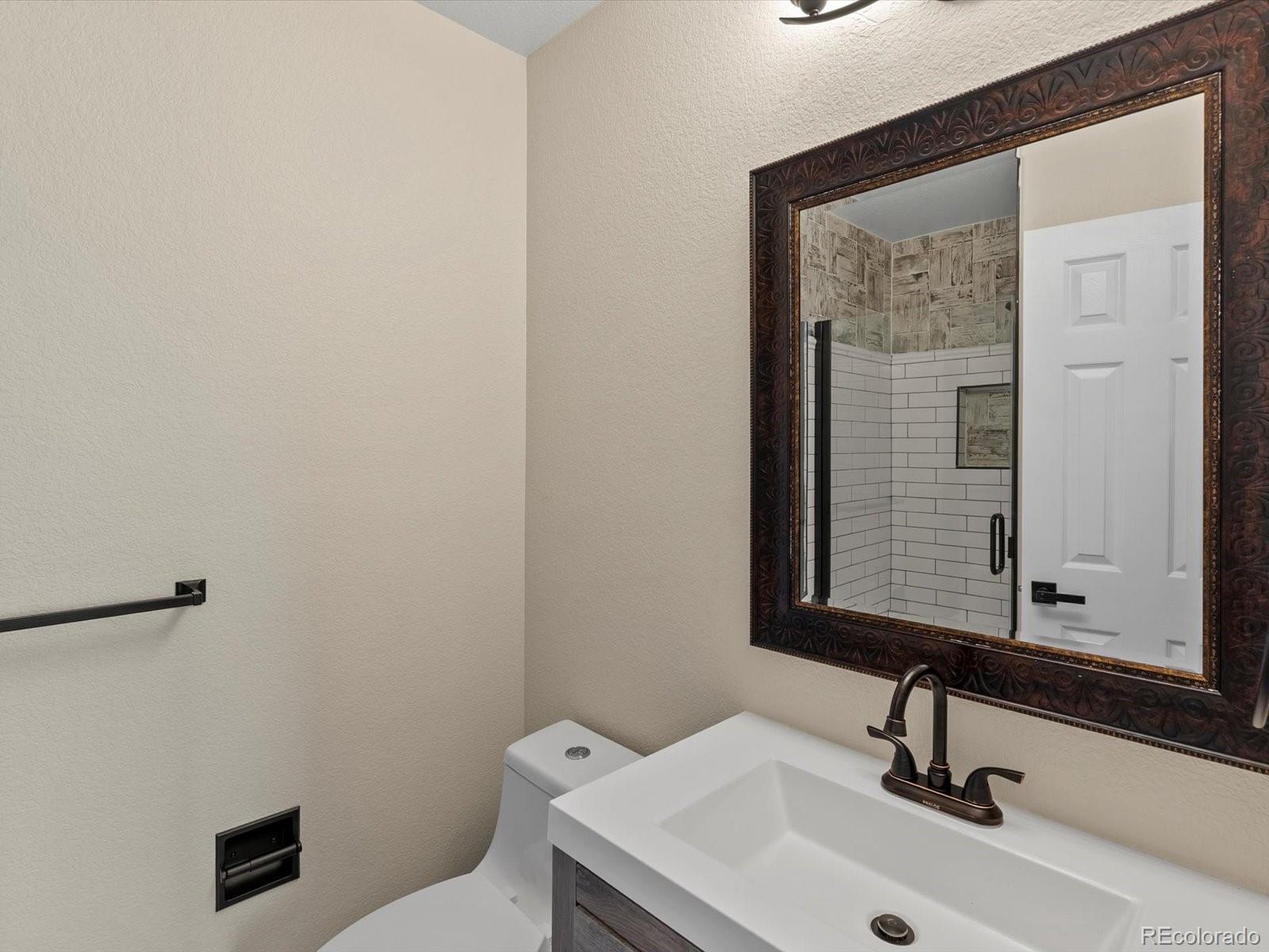 8425 Green Island Circle