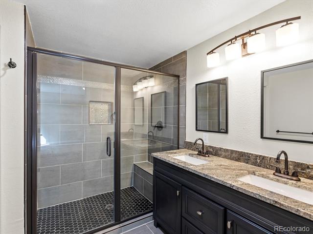 8425 Green Island Circle