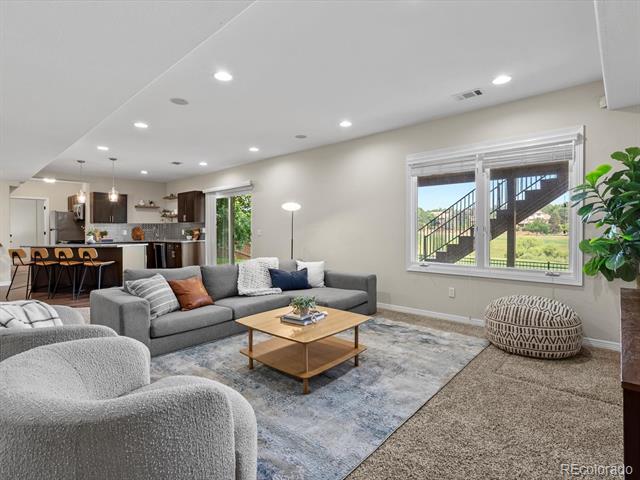 8425 Green Island Circle