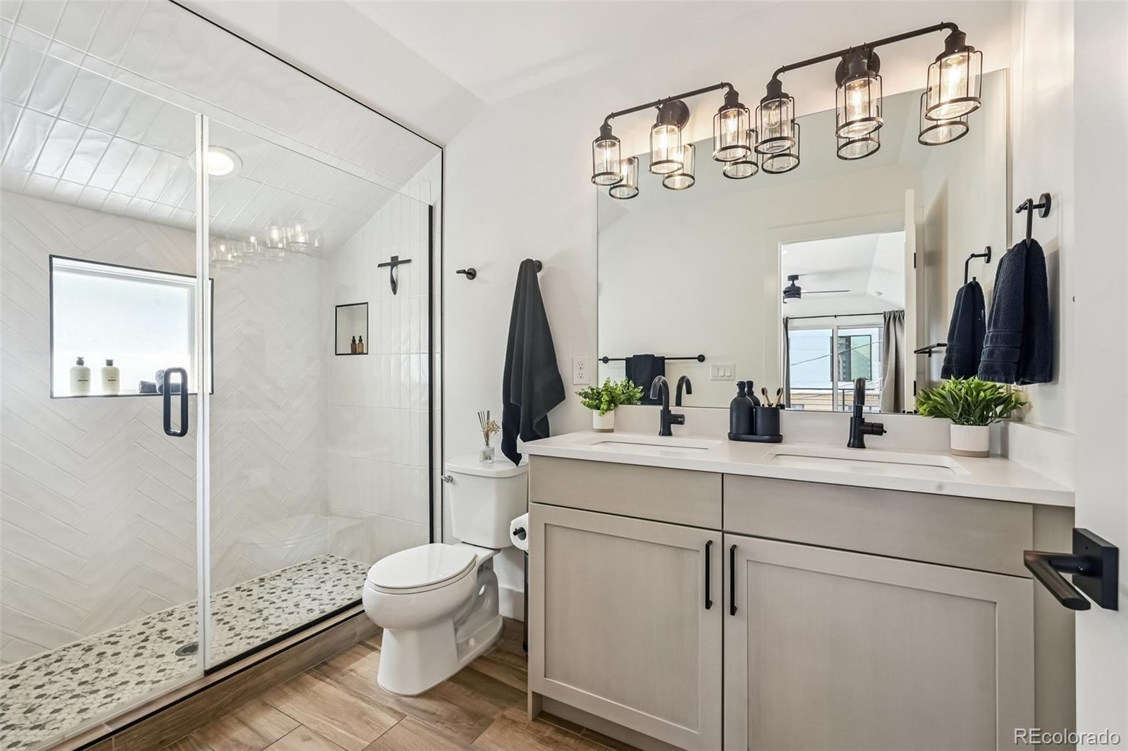 1580 Lowell Boulevard Unit: 2