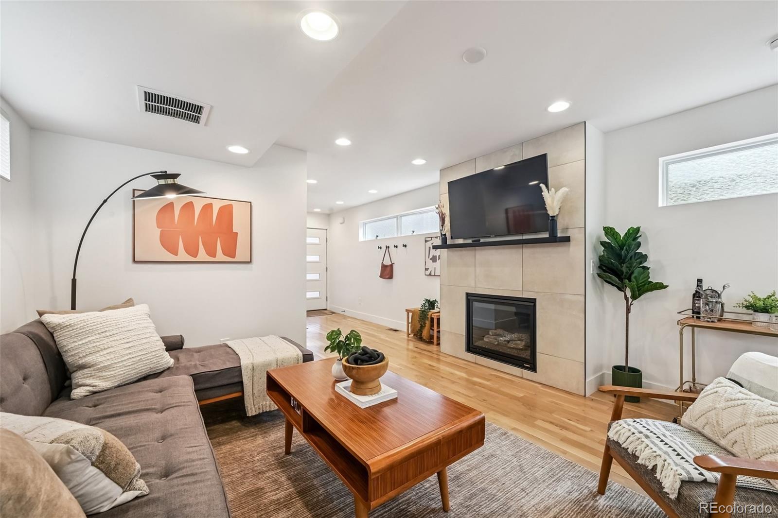 1580 Lowell Boulevard Unit: 2