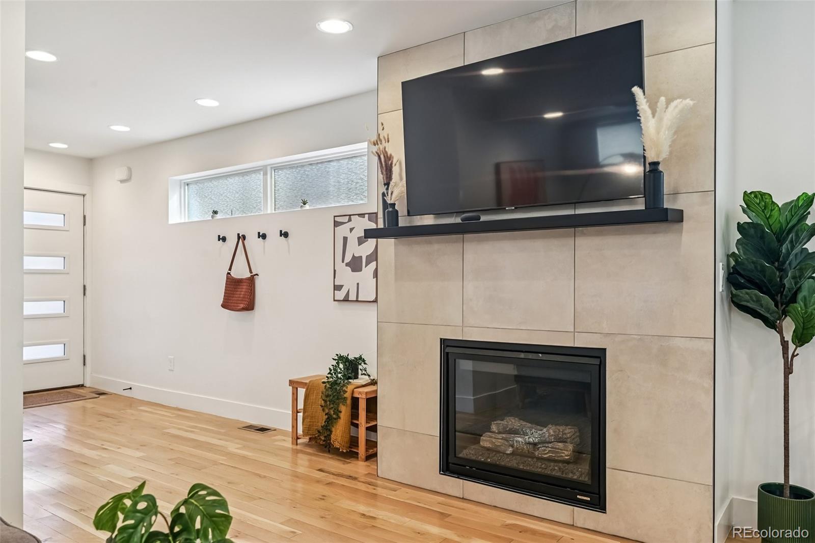 1580 Lowell Boulevard Unit: 2