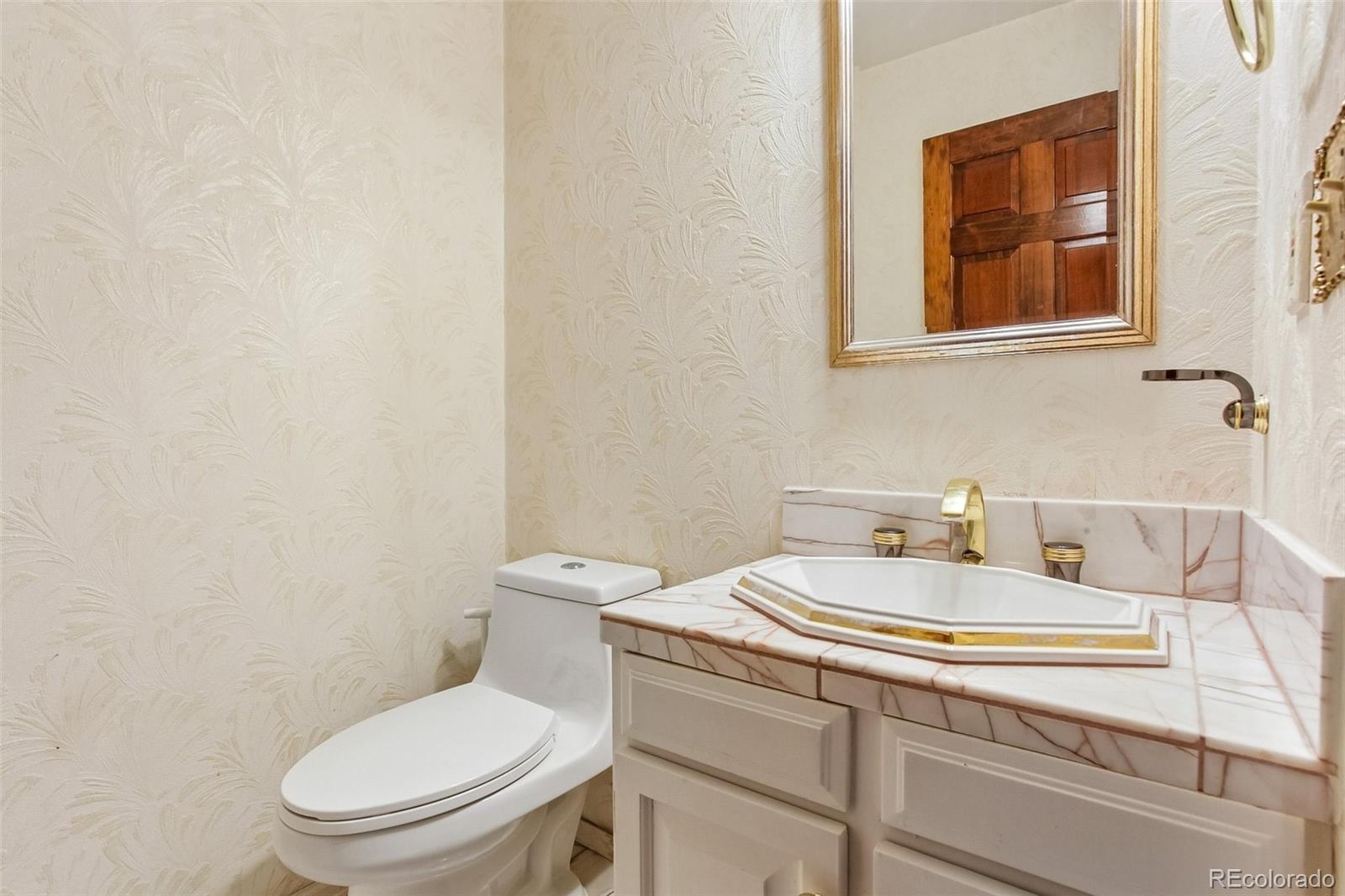 2601 S Quebec Street Unit: C-L