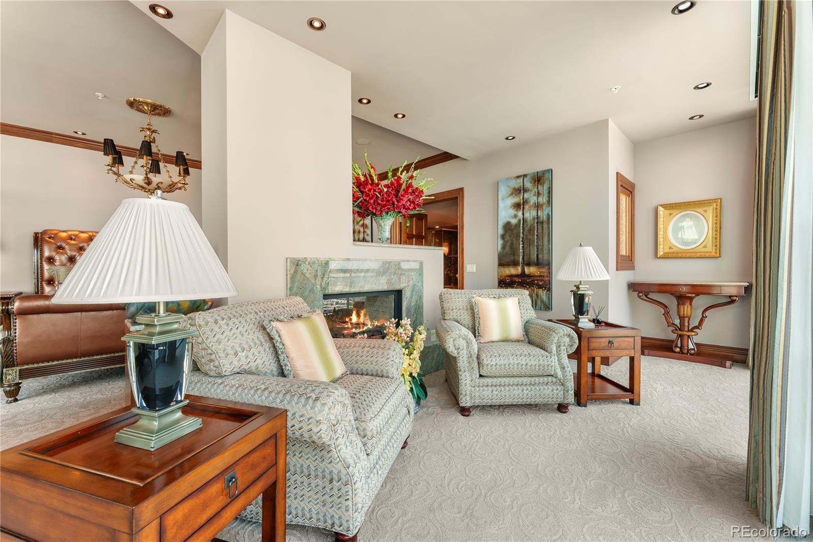 2001 Lincoln Street Unit: 3223