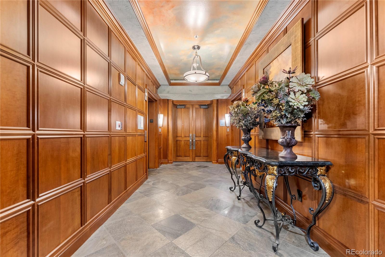 2001 Lincoln Street Unit: 3223