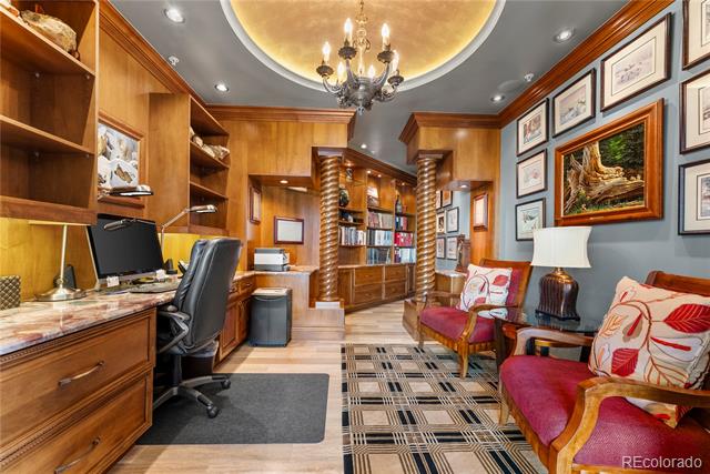 2001 Lincoln Street Unit: 3223