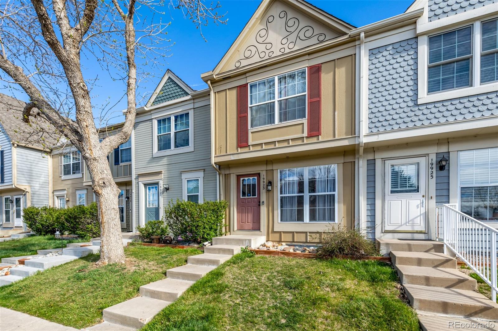 19923 Victorian Way
