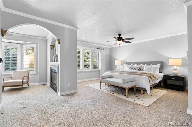 2504 S Fenton Lane