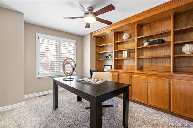 2504 S Fenton Lane