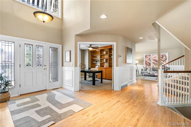 2504 S Fenton Lane