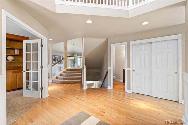 2504 S Fenton Lane