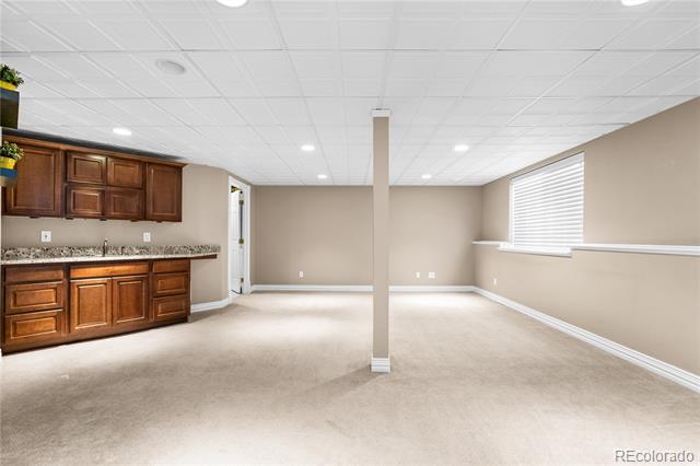 2504 S Fenton Lane