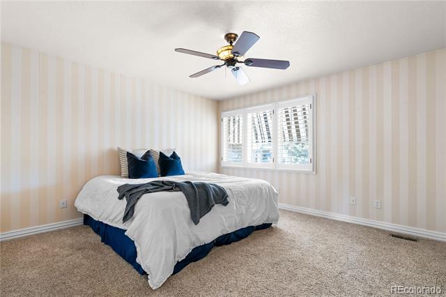 2504 S Fenton Lane