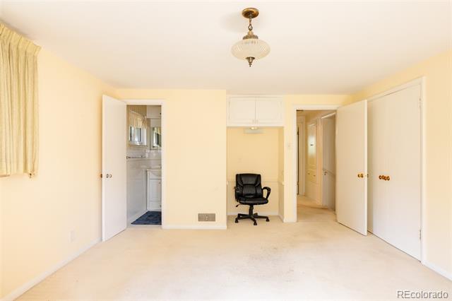 290 Krameria Street
