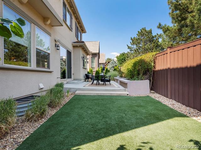 5956 S Olive Circle