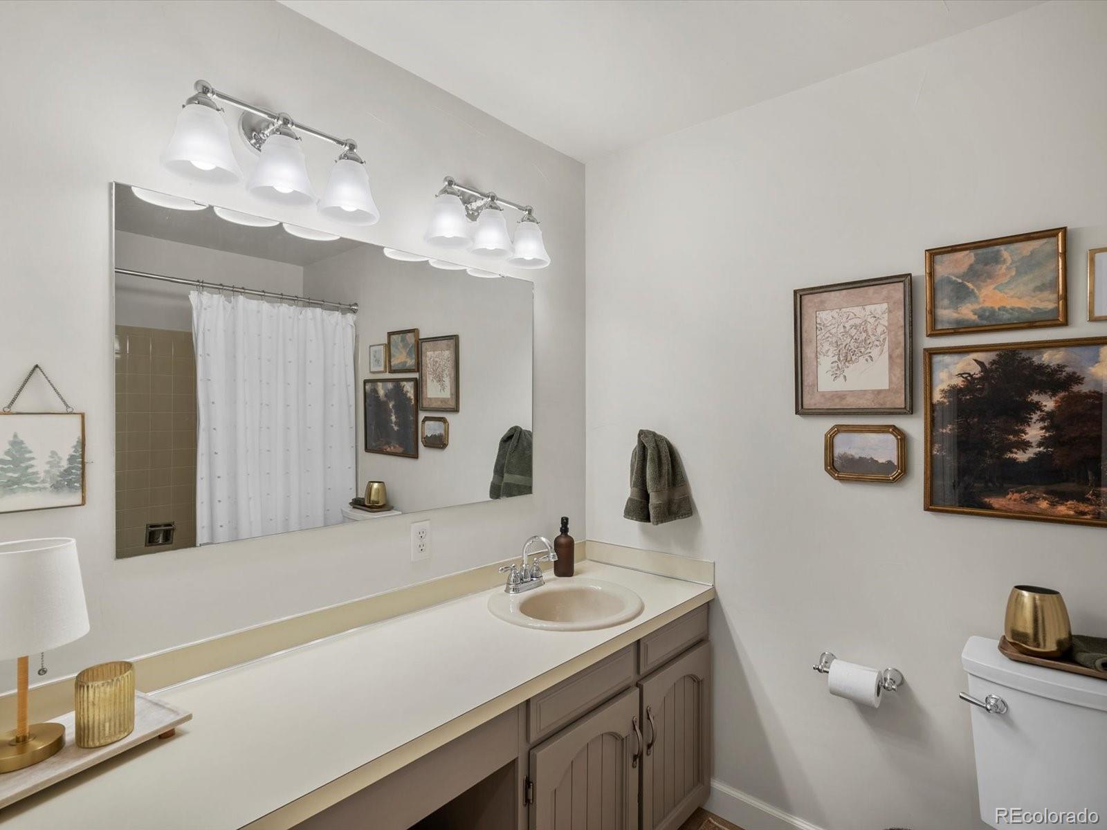 13762 W 67th Place