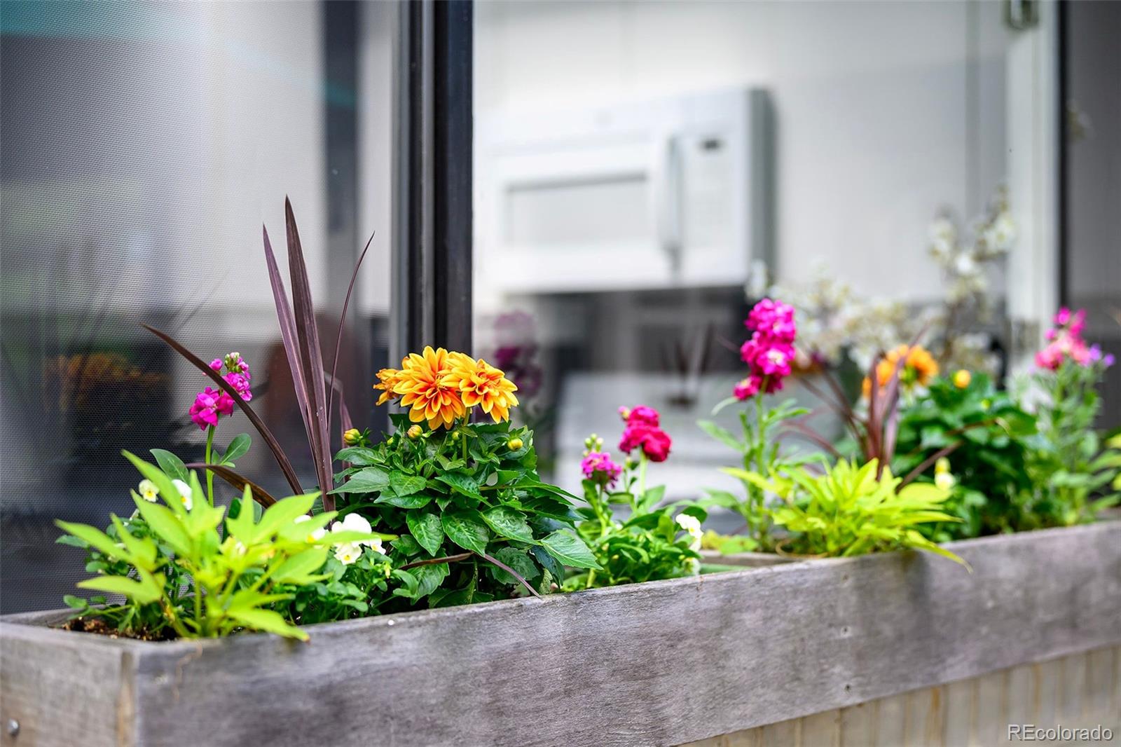 7121 E Arkansas Avenue