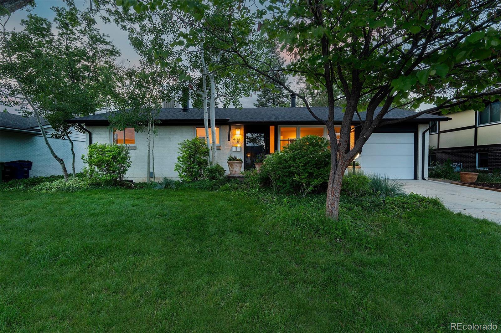 7121 E Arkansas Avenue