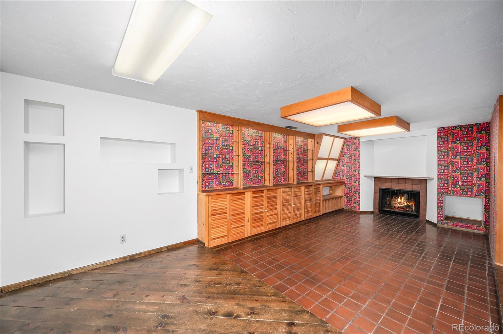 7121 E Arkansas Avenue