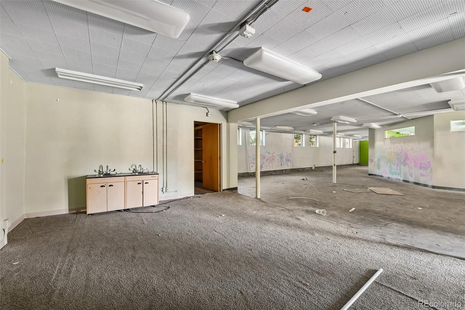 400 S Williams Street