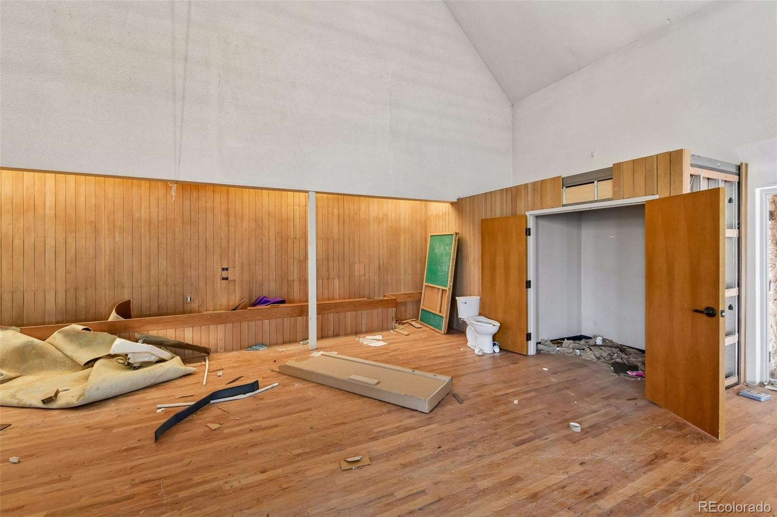 400 S Williams Street