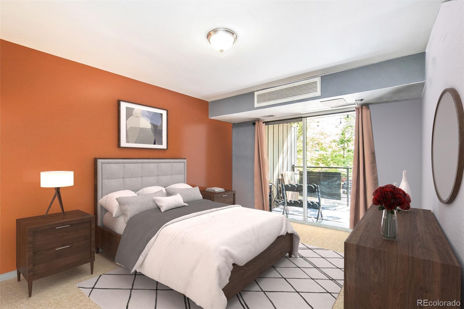 669 N Washington Street Unit: 201