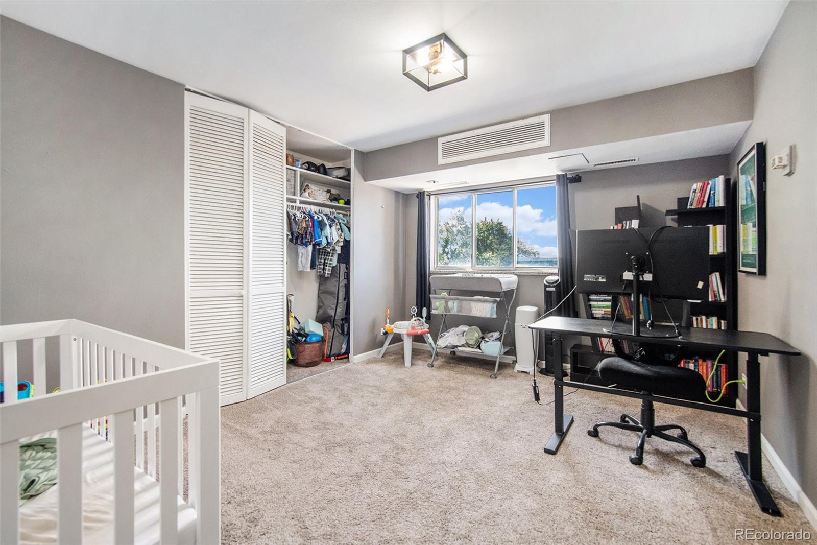 669 N Washington Street Unit: 201