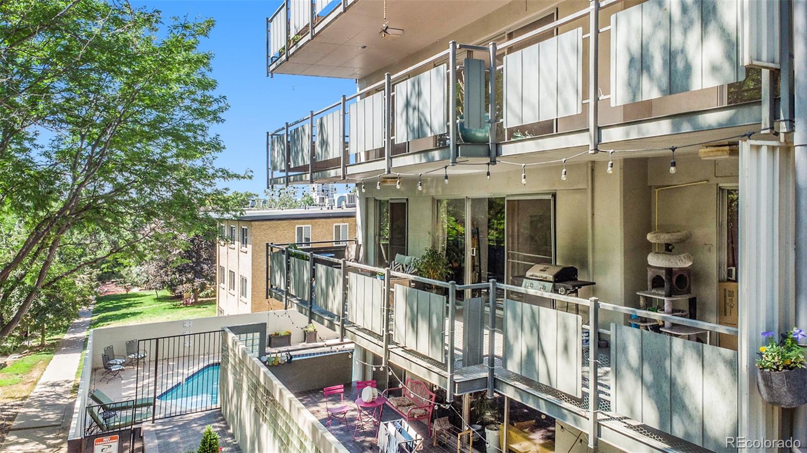 669 N Washington Street Unit: 201