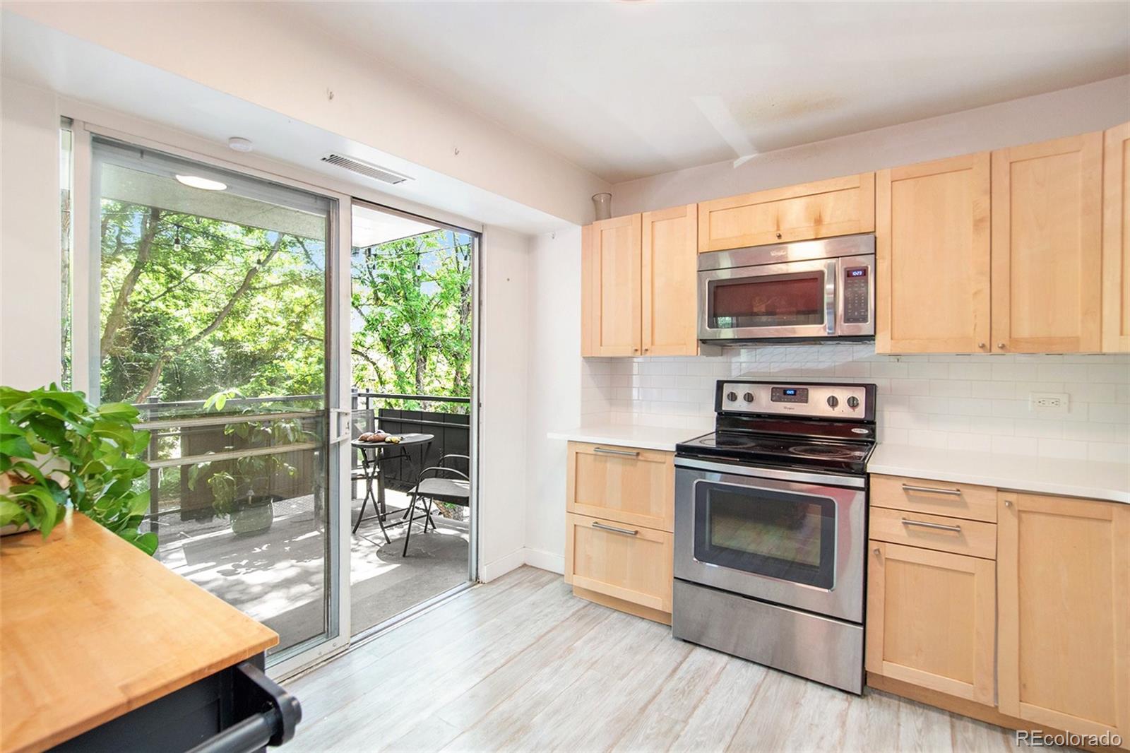 669 N Washington Street Unit: 201