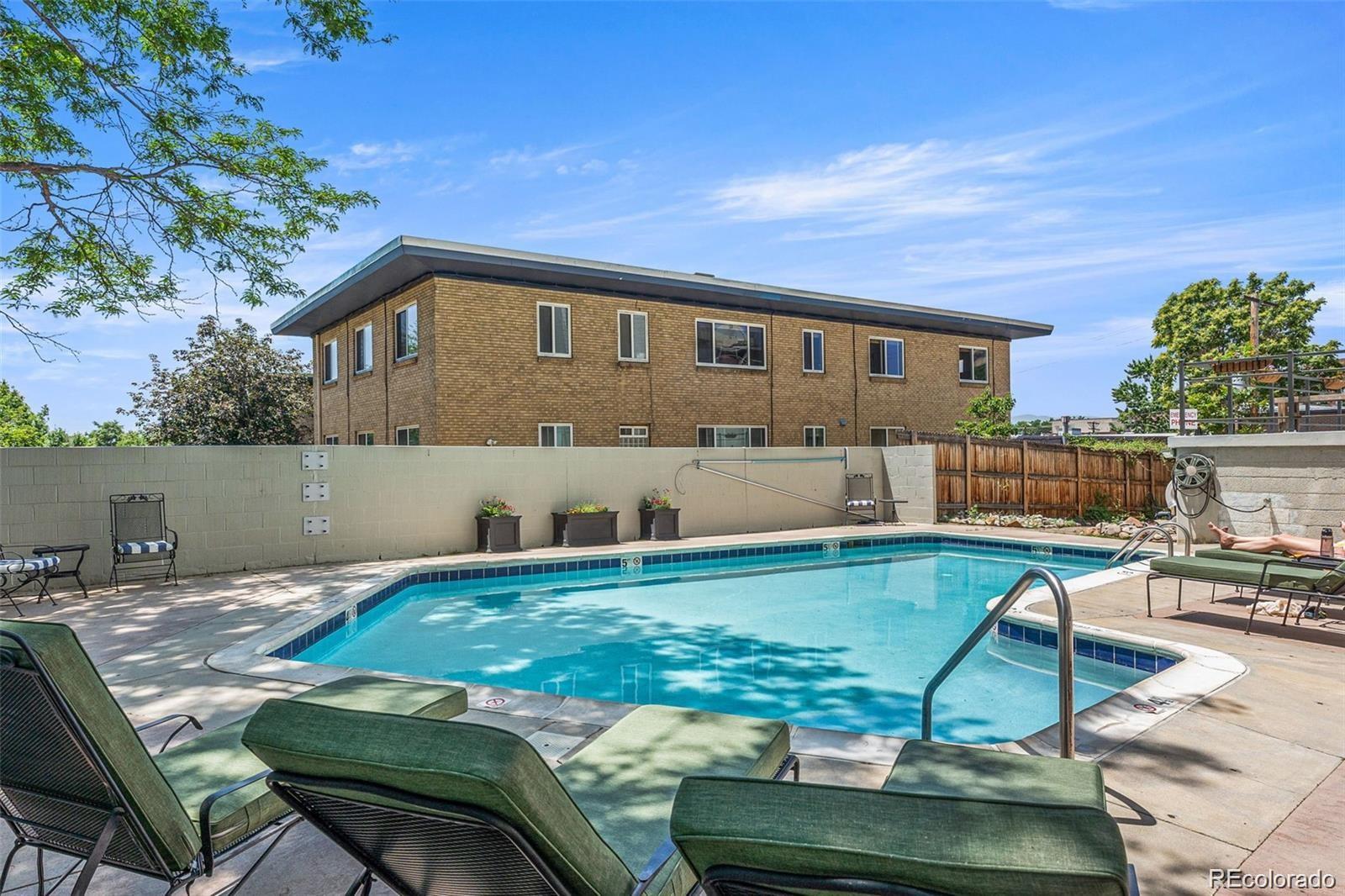669 N Washington Street Unit: 201