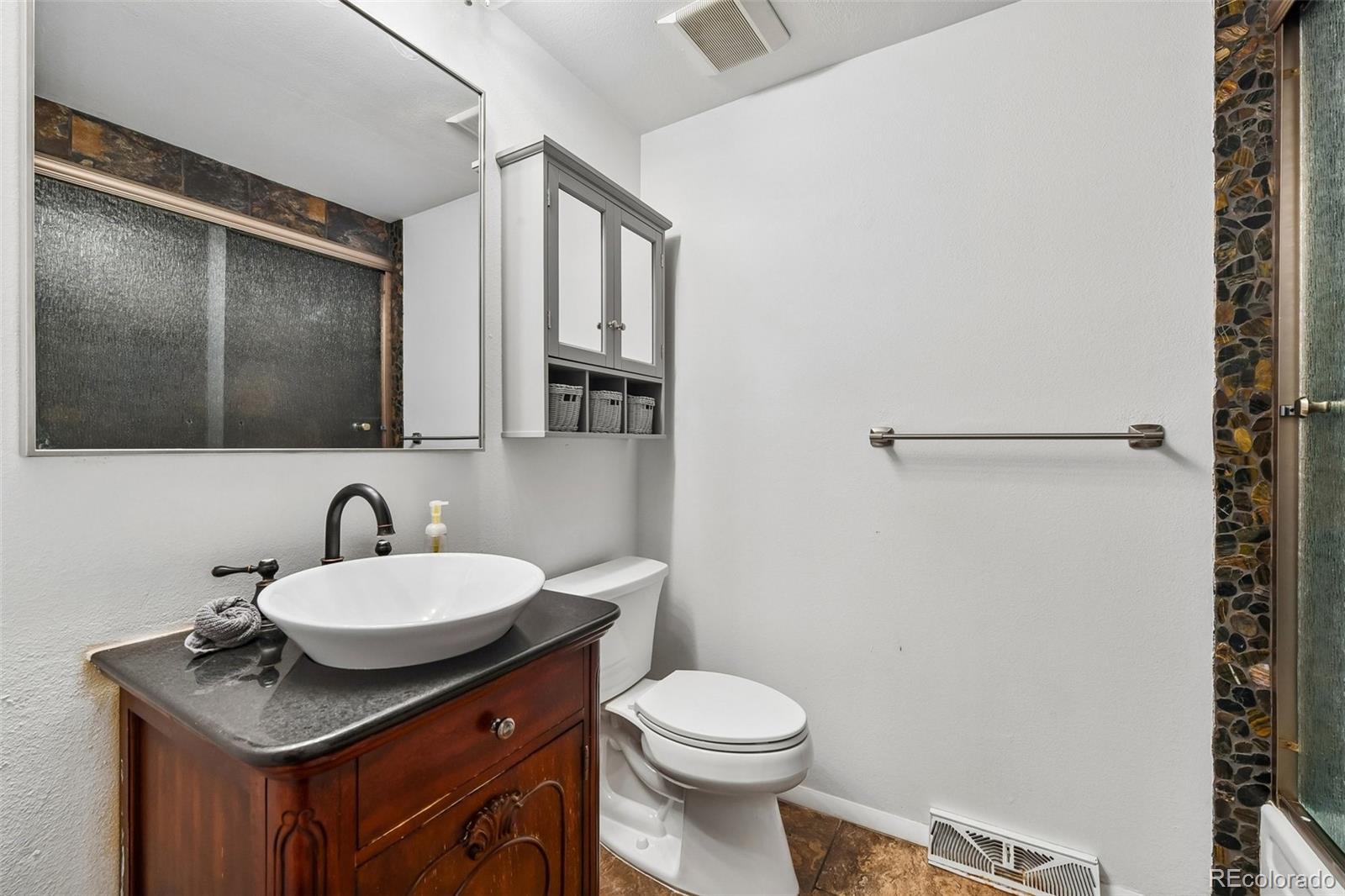 5009 W 70th Court