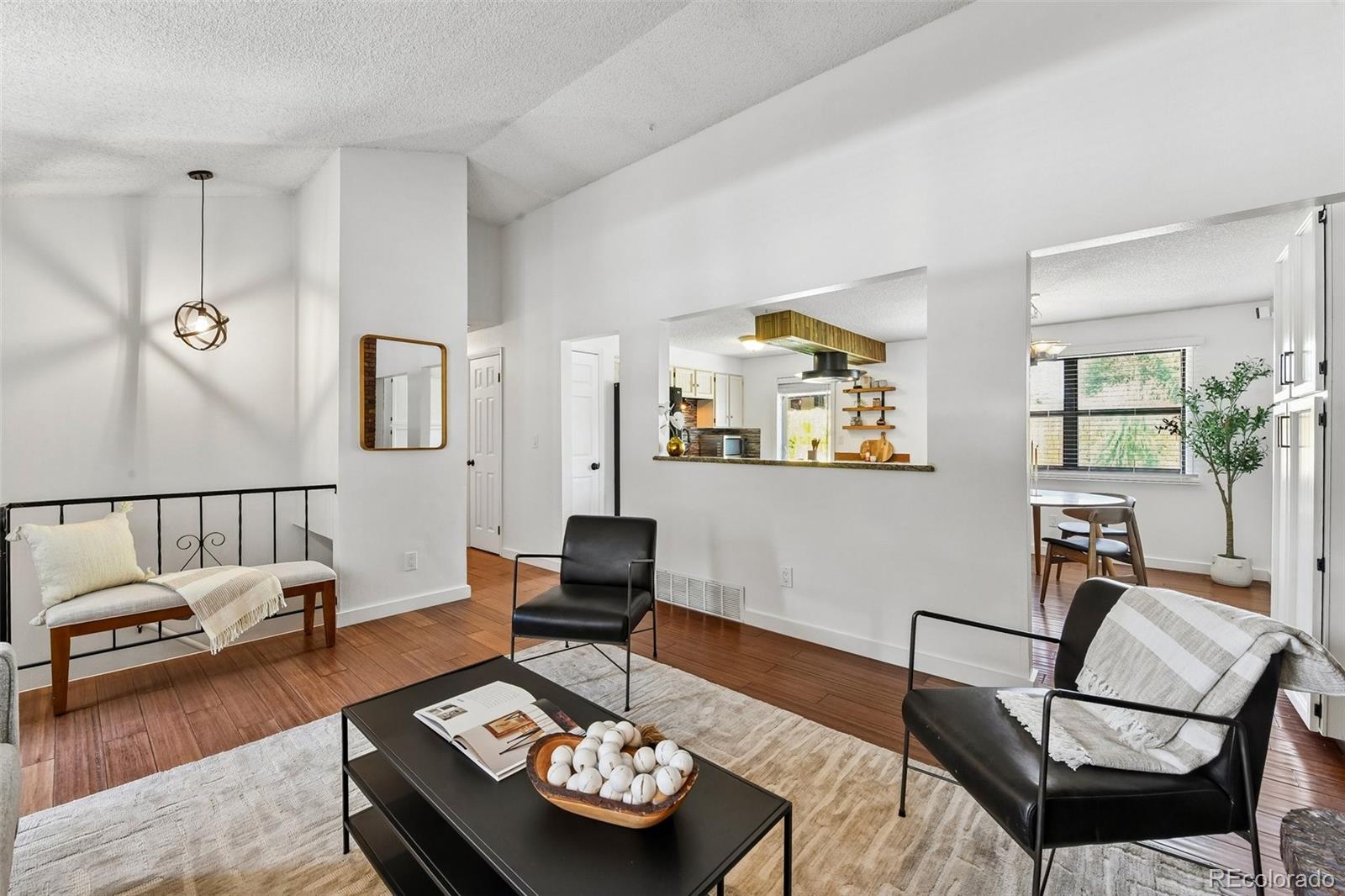 5009 W 70th Court
