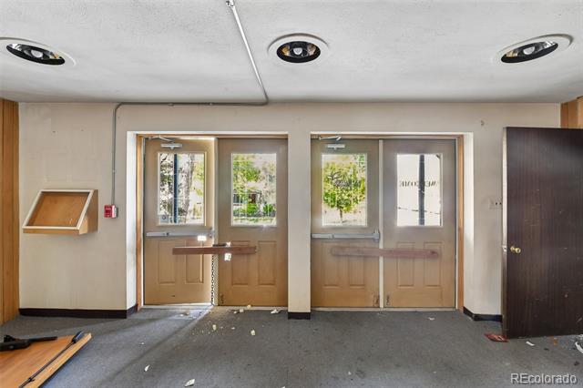 400 S Williams Street