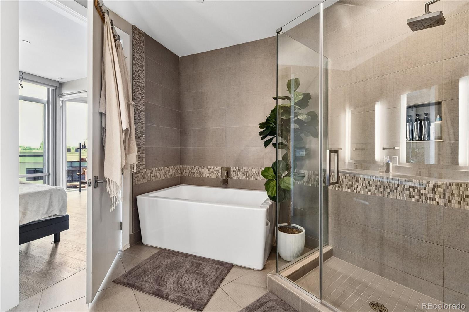 4200 W 17th Avenue Unit: 717