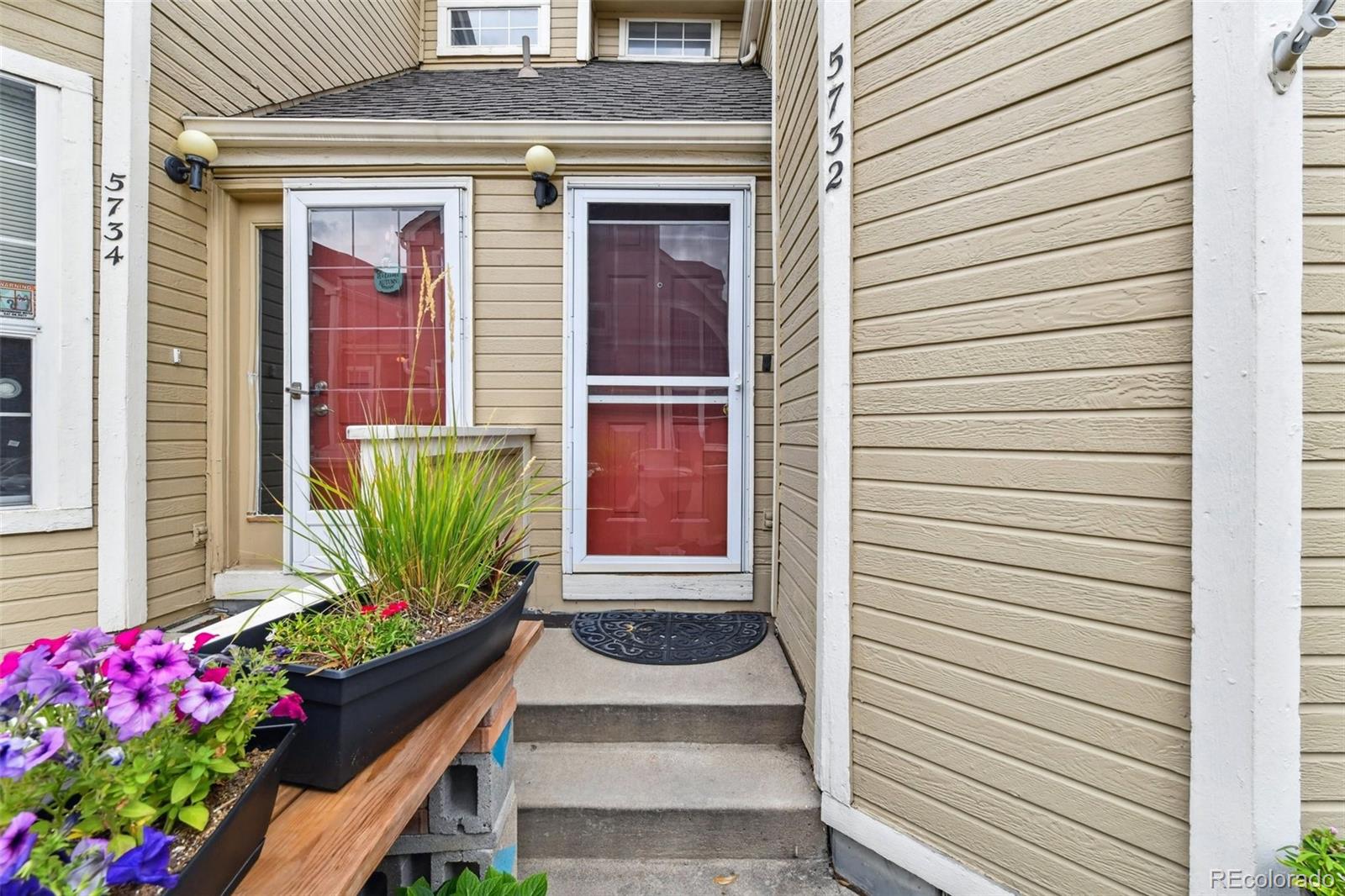 5732 W Atlantic Place