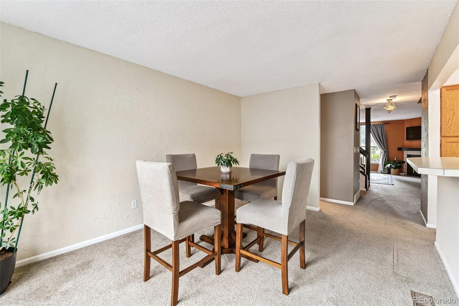 5732 W Atlantic Place