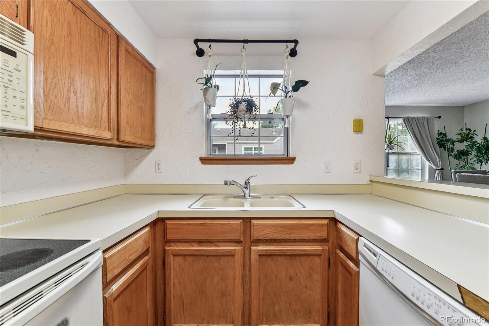 5732 W Atlantic Place