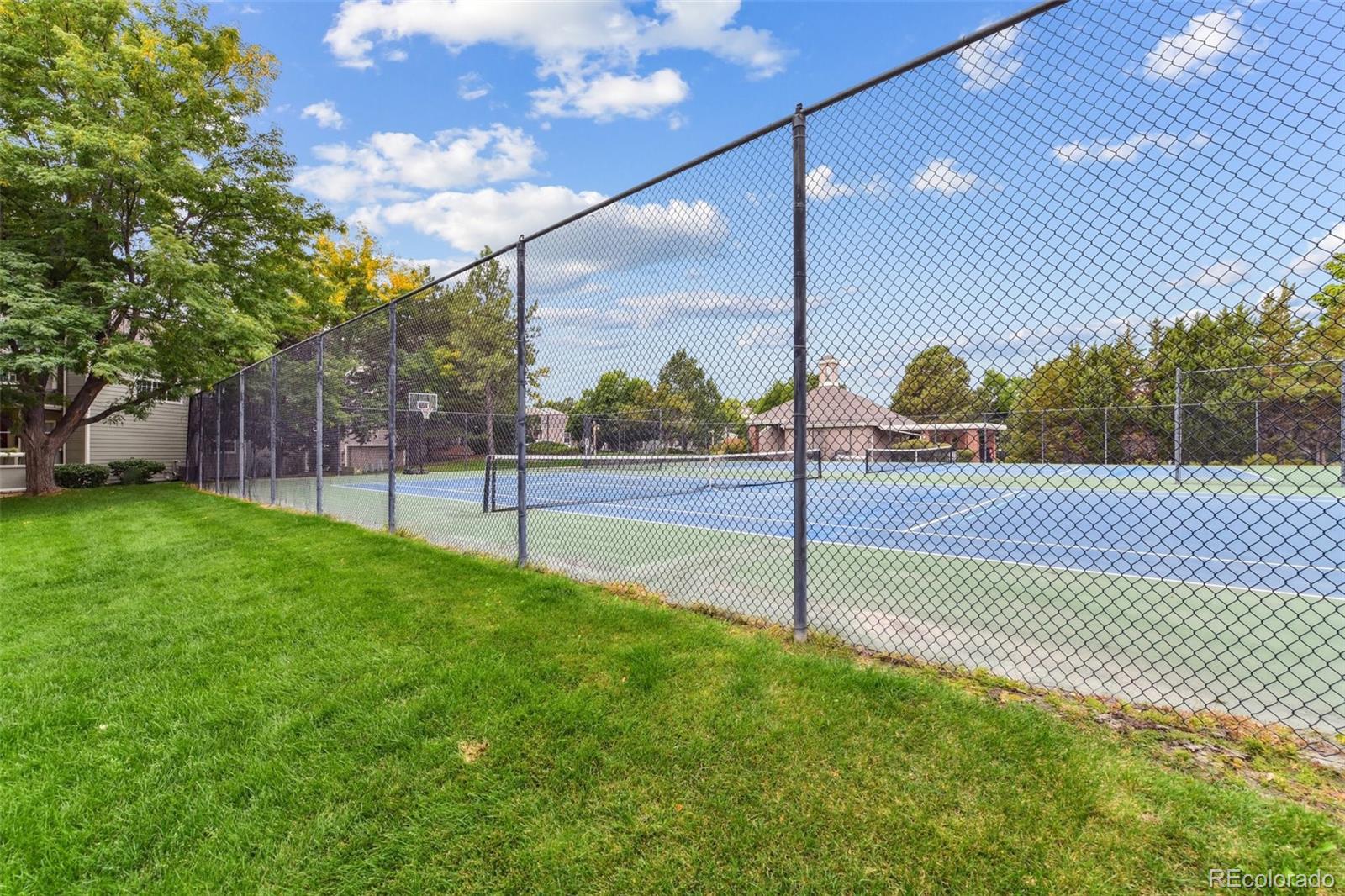 5732 W Atlantic Place