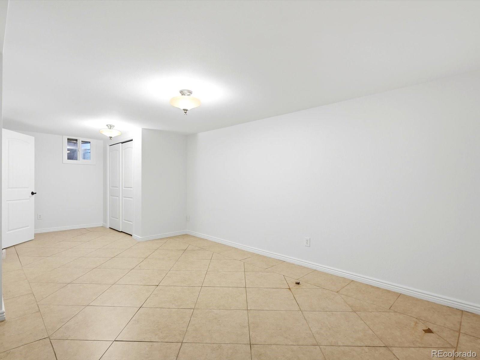 12106 E Louisiana Drive