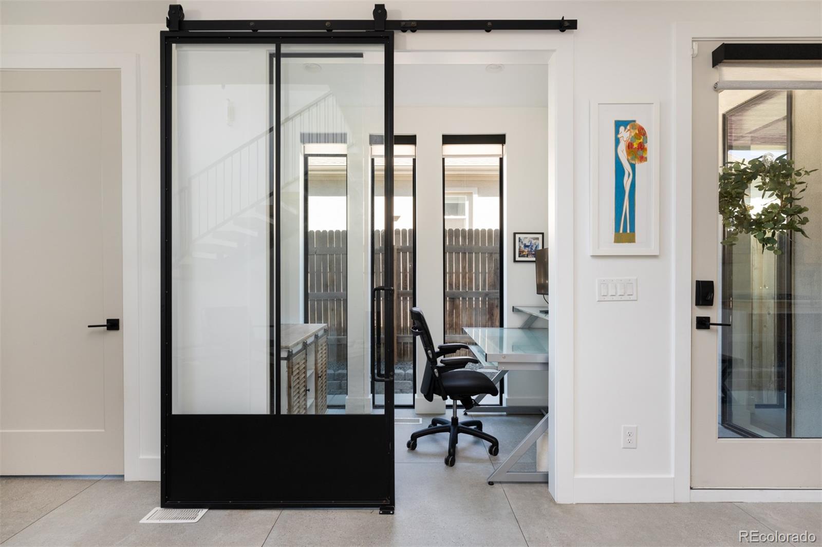 3948 N Navajo Street