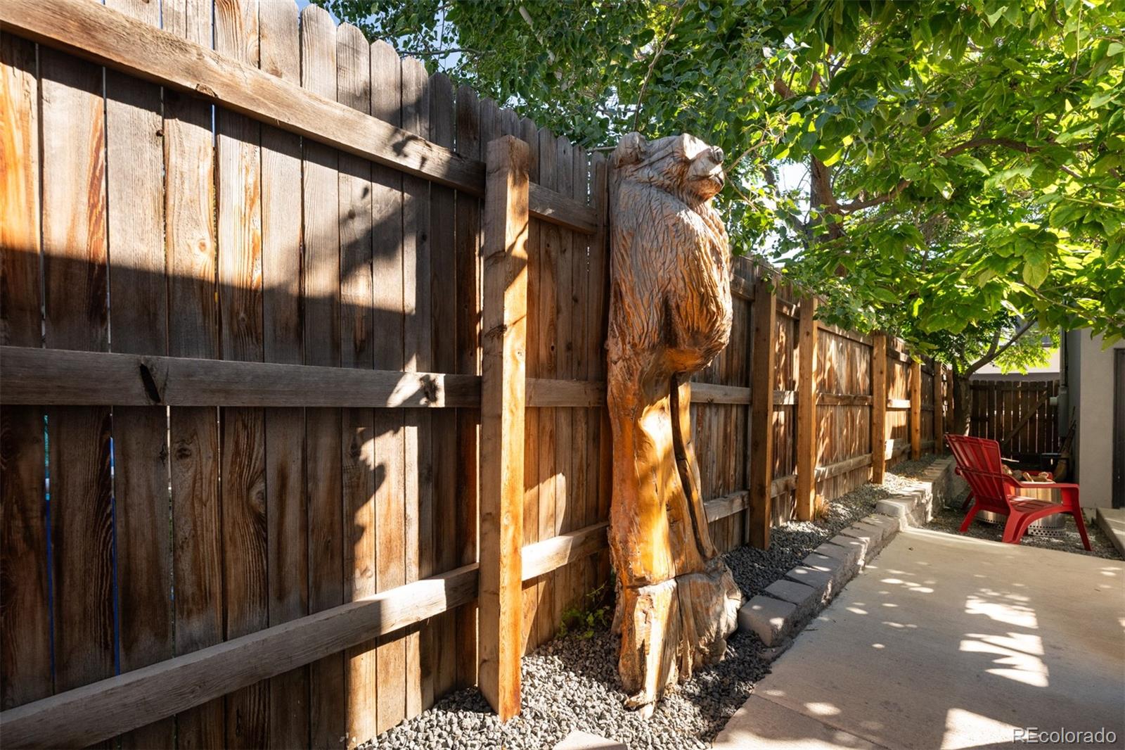 3948 N Navajo Street