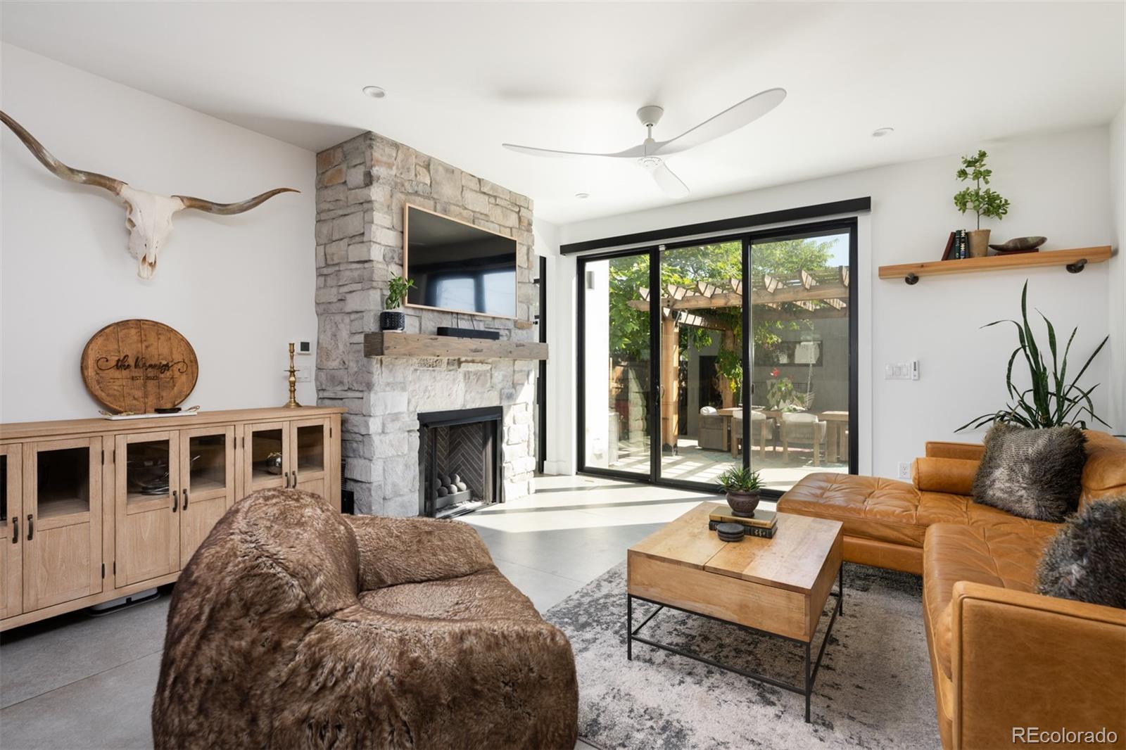 3948 N Navajo Street