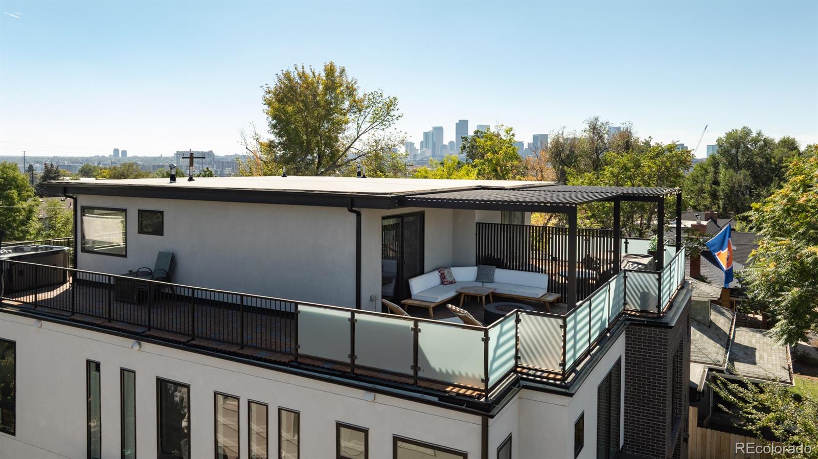 3948 N Navajo Street